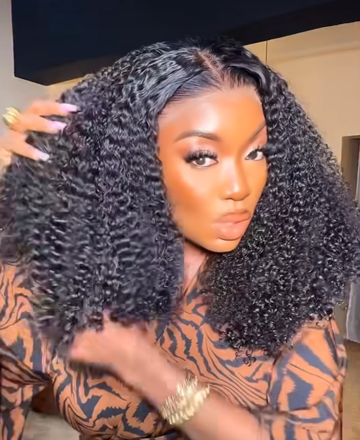 Ola   hair     Factory Wholesale 4" Pixie Cut Machine Made Wigs Non Lace Wig On Sale Short for Black Women Human Hair Wigs