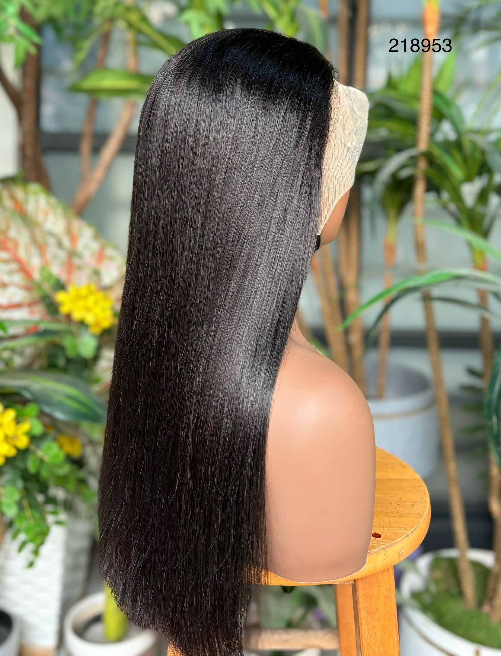 Ola  hair 13 * 4/5 * 5/4 * 4 lace luxurious quality straight stripes can be made, with a density of 250%