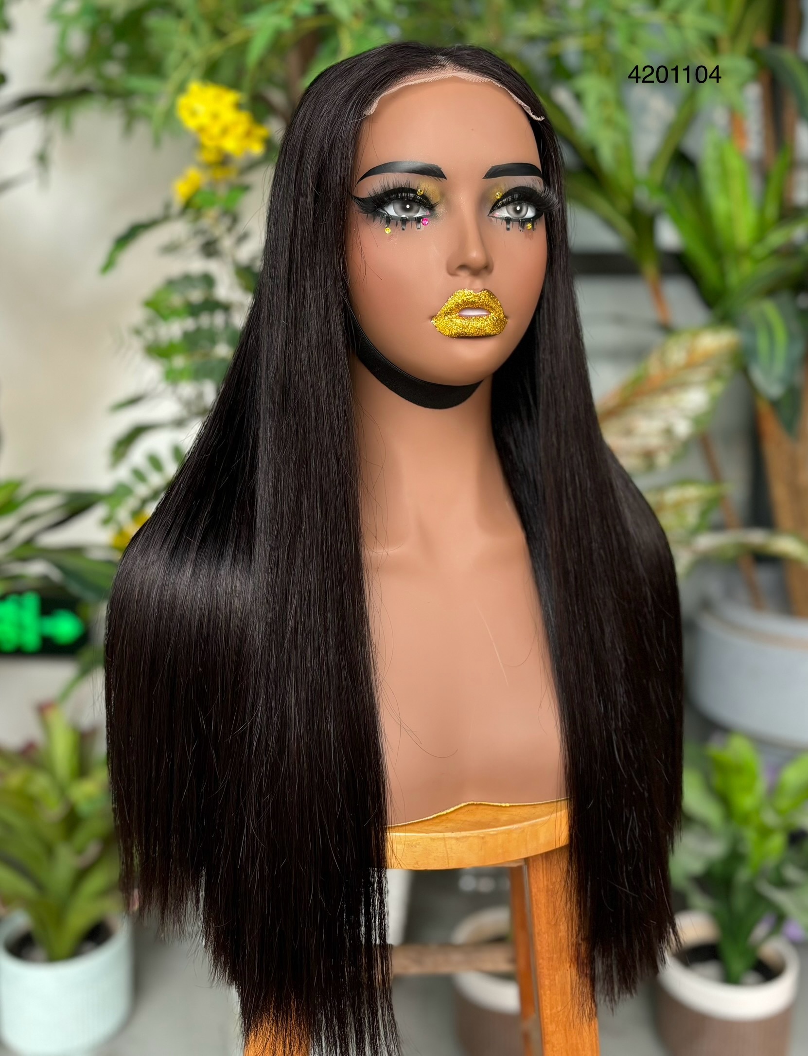 Ola  hair 13 * 4/5 * 5/4 * 4 lace luxurious quality straight stripes can be made, with a density of 250%
