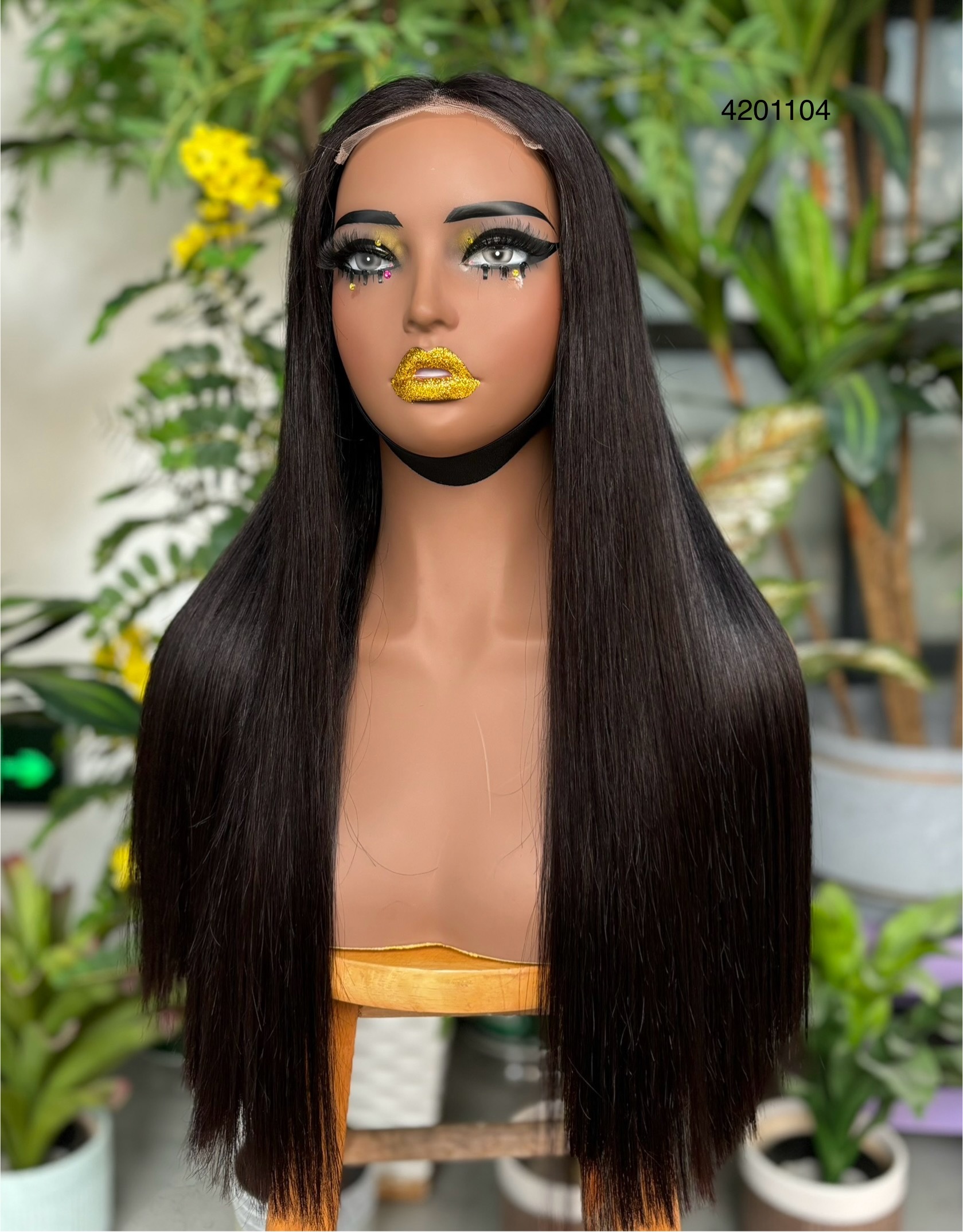 Ola  hair 13 * 4/5 * 5/4 * 4 lace luxurious quality straight stripes can be made, with a density of 250%