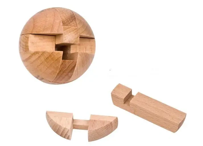 Classic Ball-shaped Wooden Burr Puzzles Game for Adults Kids