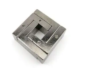 Desk Novelty Metal Brain Teaser Puzzle Game for Adults Children