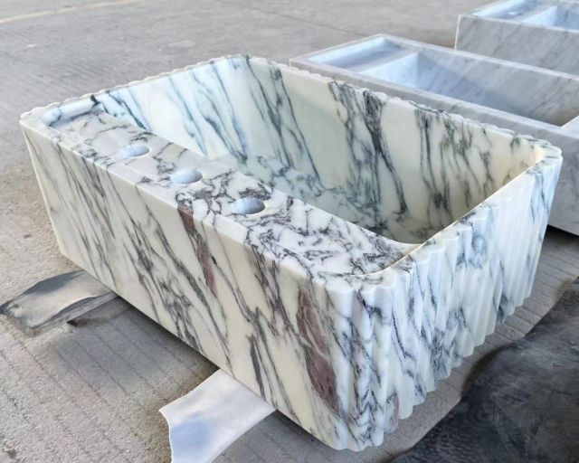Arabescatto Sink