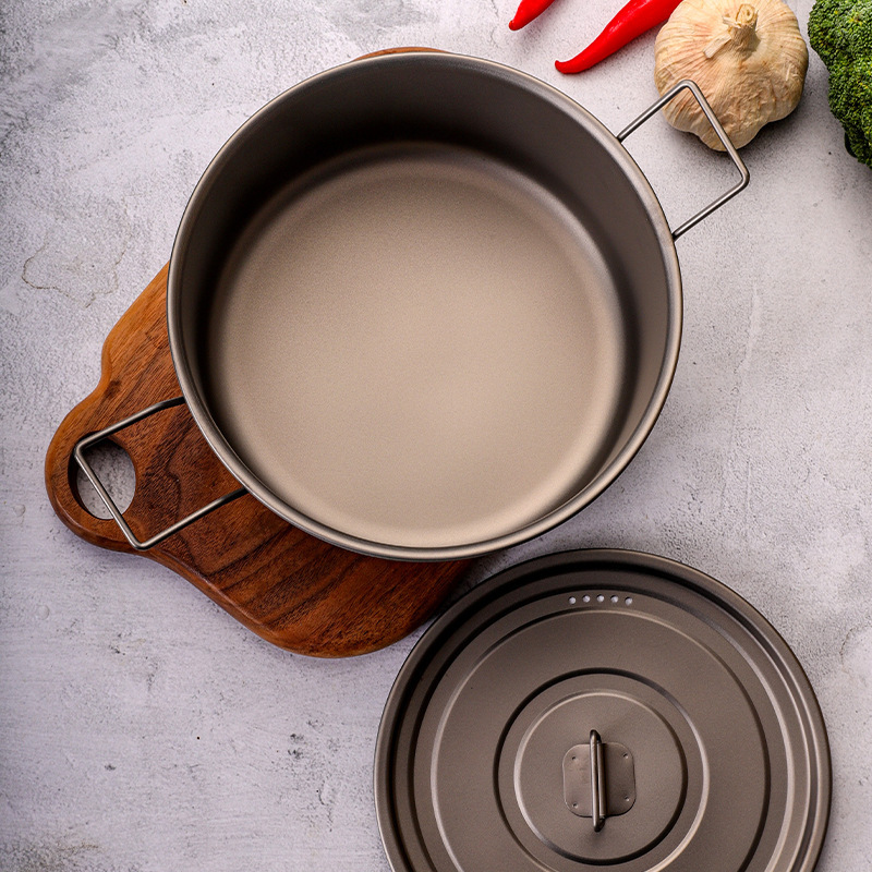 Titanium cookware