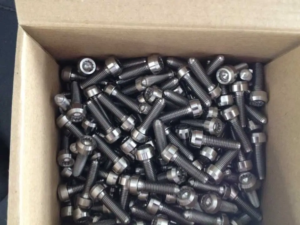 M7 rims bolts ,12 points titanium screw for automobile