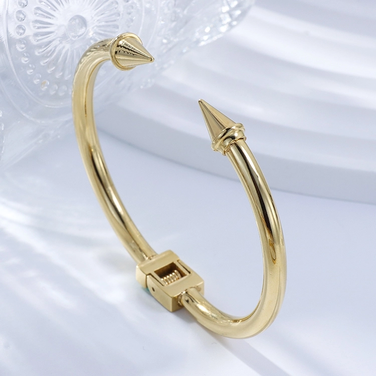Stainless Steel Fashion Jewelry Creative Gold Plated Cuff Nail Bracelets for Men Or Women