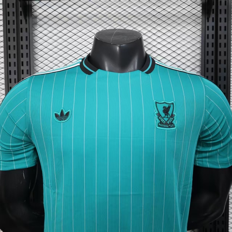 2025/26 Liverpool Retro Casual Jersey Player Version