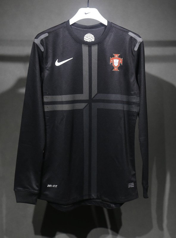 2013 Portugal Away Retro Jersey Player Version Long Sleeve