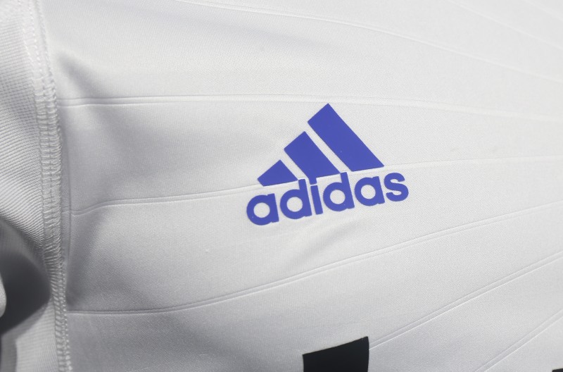 2010/11 Real Madrid Home Retro Jersey Player Version Long Sleeve