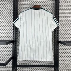 2025/26 Liverpool Retro Casual Jersey Player Version