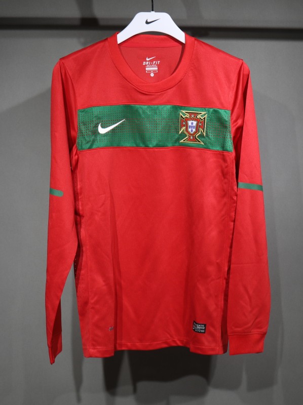 2010 World Cup Portugal Home Retro Jersey Player Version Long Sleeve