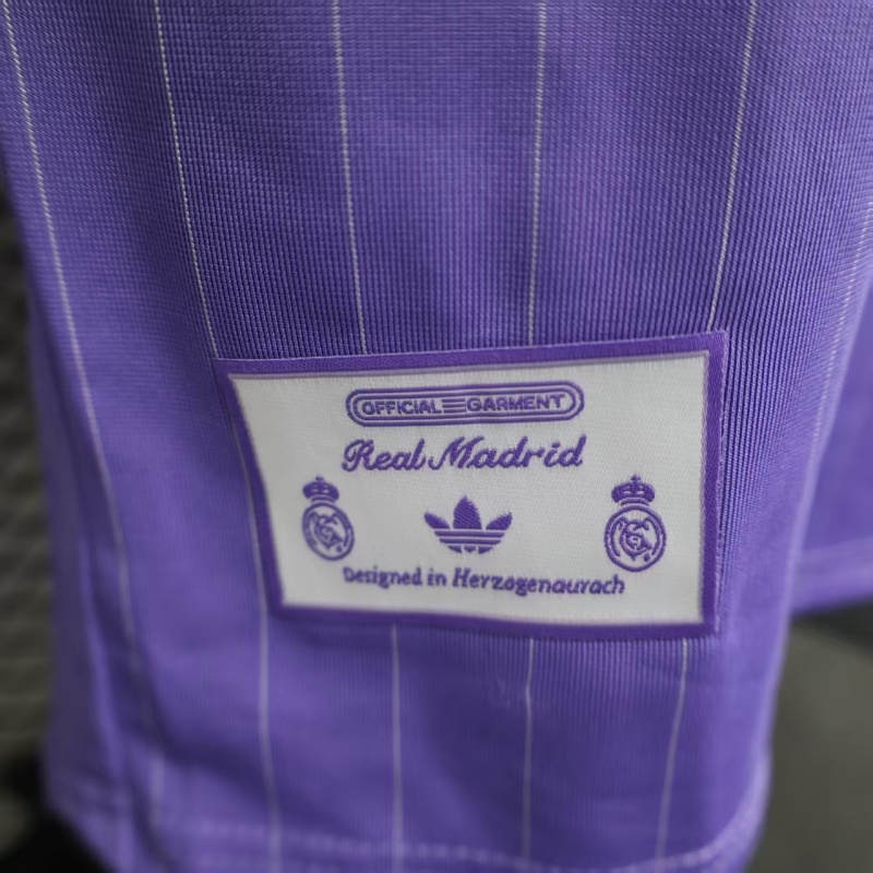 2025/26 Real Madrid Retro Model Jersey Player Version 