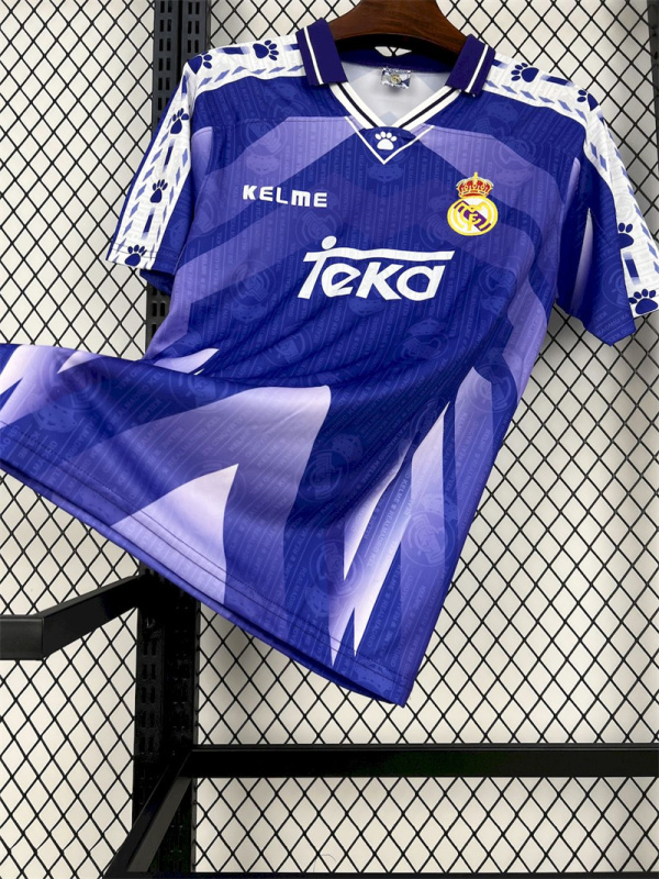 1996/97 Real Madrid Retro Jersey Away