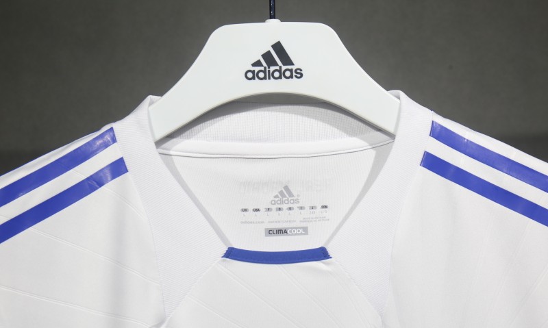 2010/11 Real Madrid Home Retro Jersey Player Version Long Sleeve