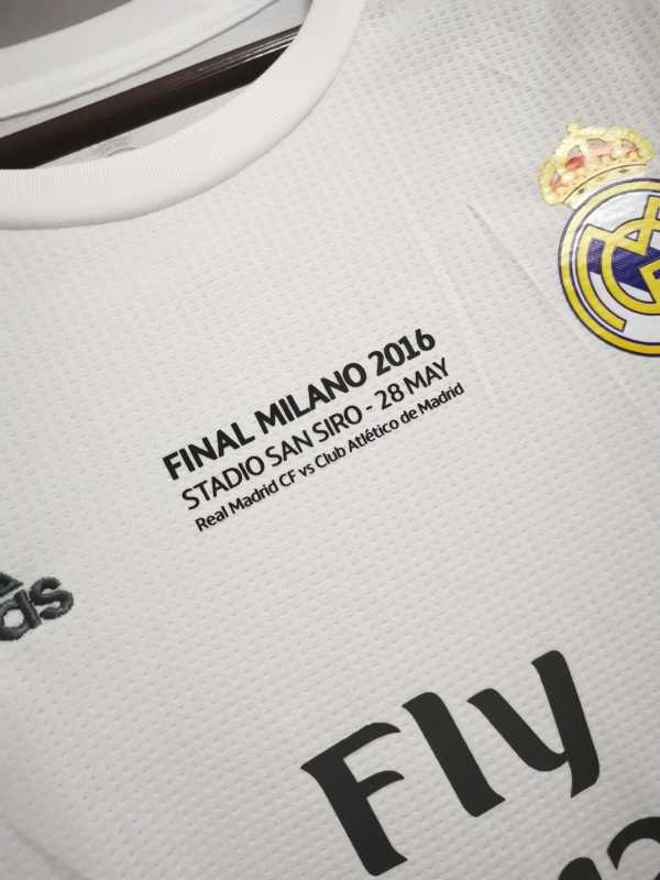 2015/16 Real Madrid Home Retro Jersey Long Sleeve