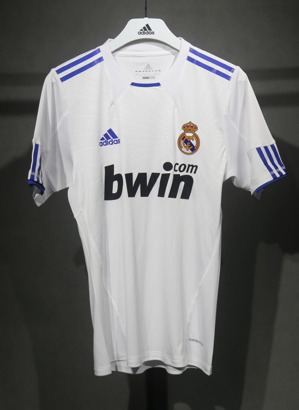 2010/11 Real Madrid Home Retro Jersey Player Version