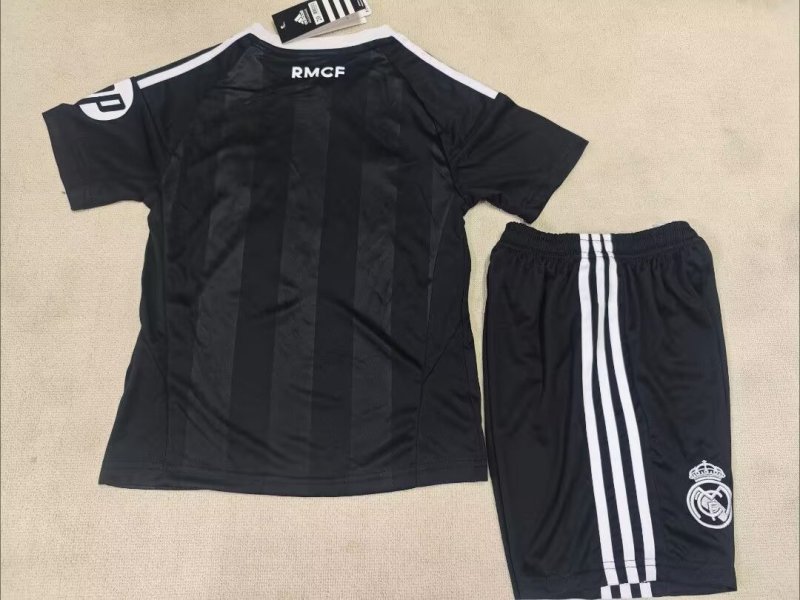 2025/26 Real Madrid Goalkeeper Kids Jersey
