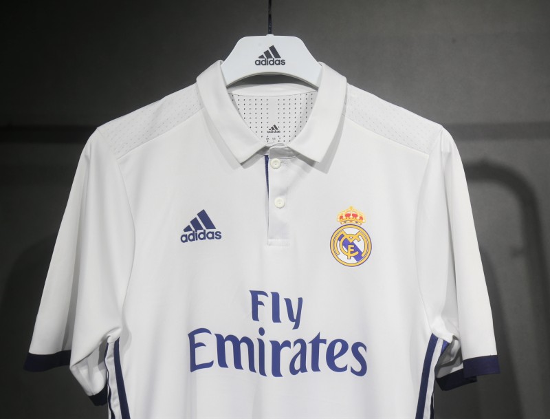 2016/17 Real Madrid Home Retro Jersey Player Version