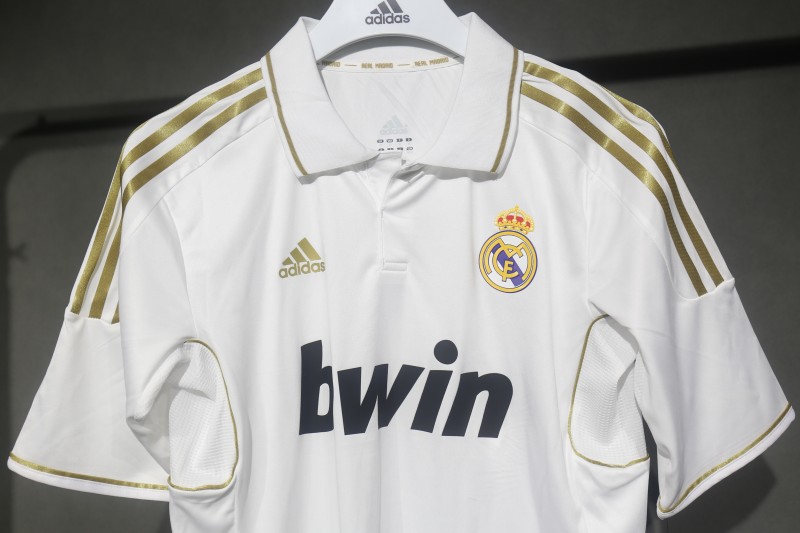 2011/12 Real Madrid Home Retro Jersey Player Version