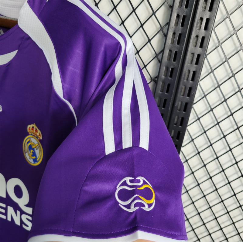 2006/07 Real Madrid Retro  Jersey Away