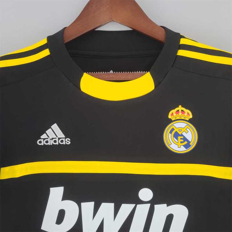 2011/12 Real Madrid Retro Jersey Goalkeeper Black