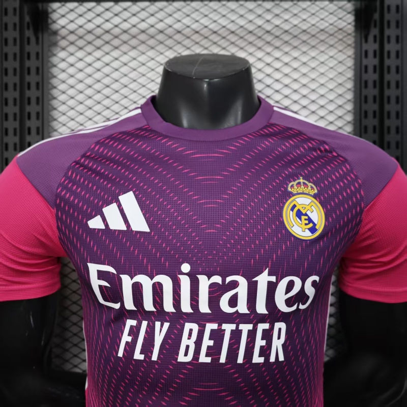 2025/26 Real Madrid Goalkeeper Player Version