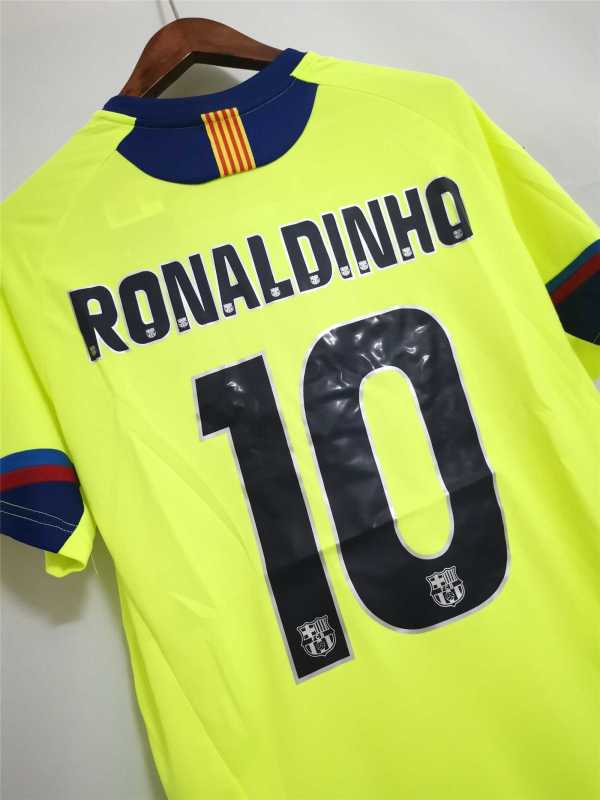 2005/06 Barcelona Retro Away Jersey