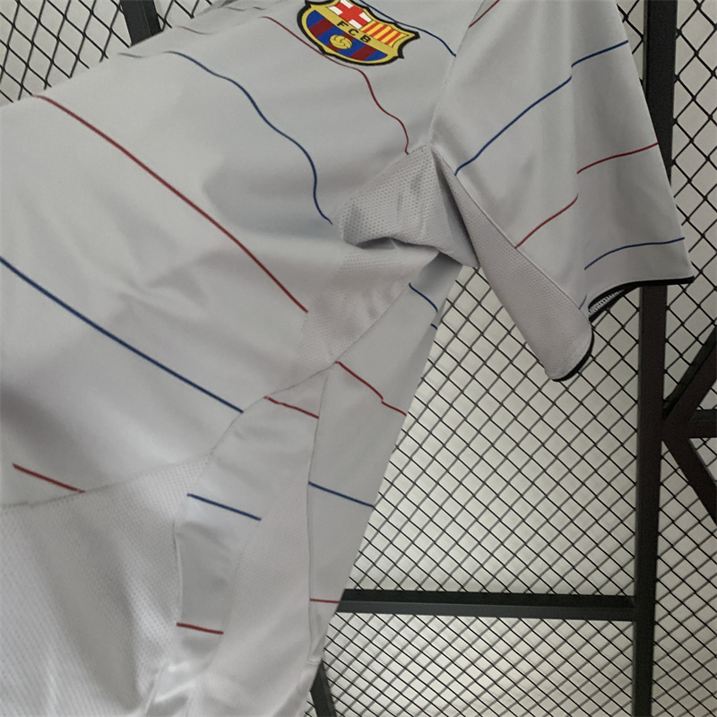 2003/04 Barcelona Away Retro Jersey