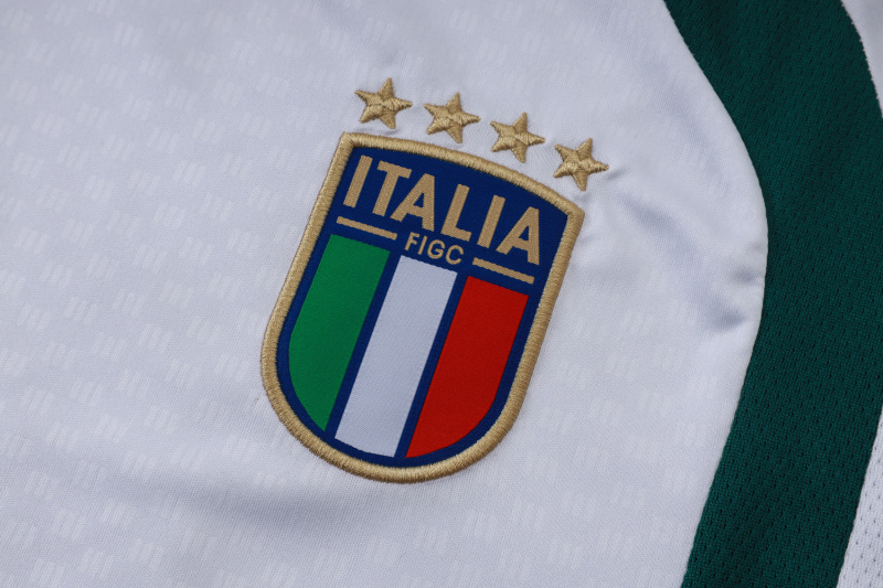 2026/27 Italy Vest Suit