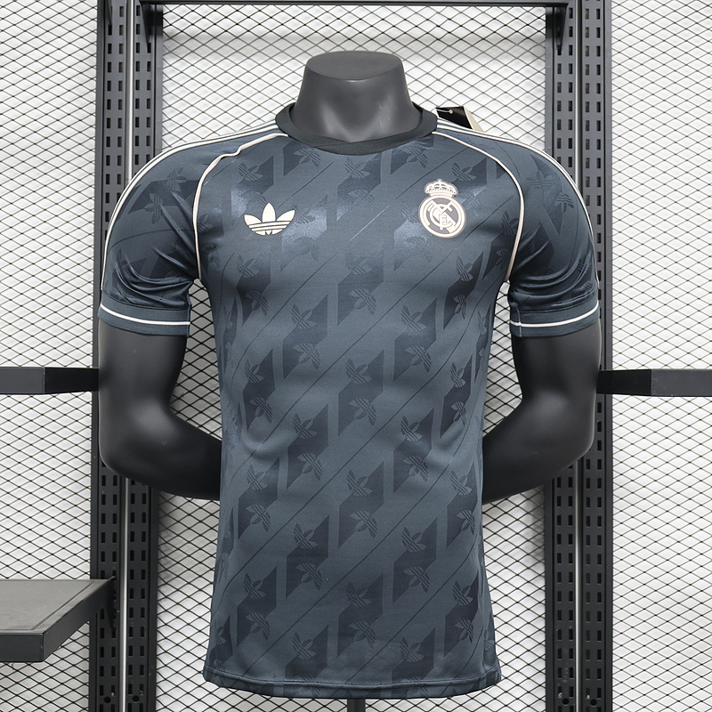 2024/25 Real Madrid Player Version  Retro Special Edition