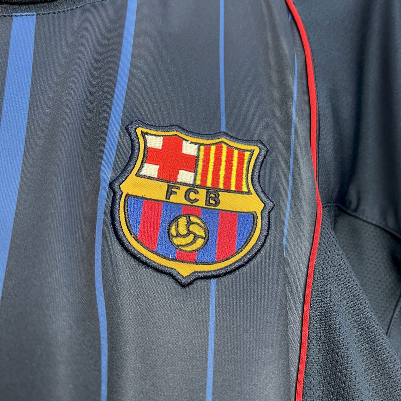 2004/05 Barcelona Away Retro Jersey