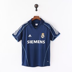 2005/06 Real Madrid Away Retro Jersey