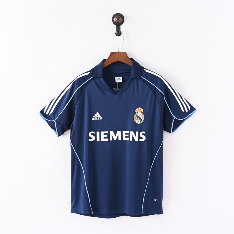 2005/06 Real Madrid Away Retro Jersey