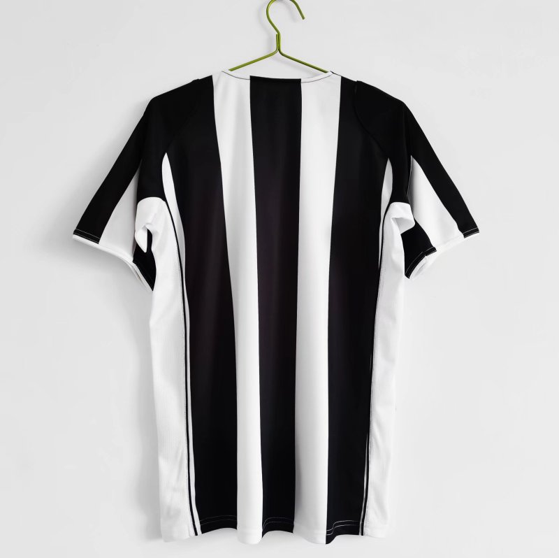 2004/05 Juventus Retro Jersey Home