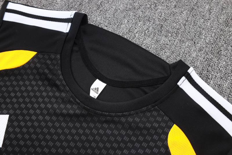 2026/27 Germany Vest Suit