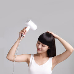 Отрицательно-ионный фен для волос