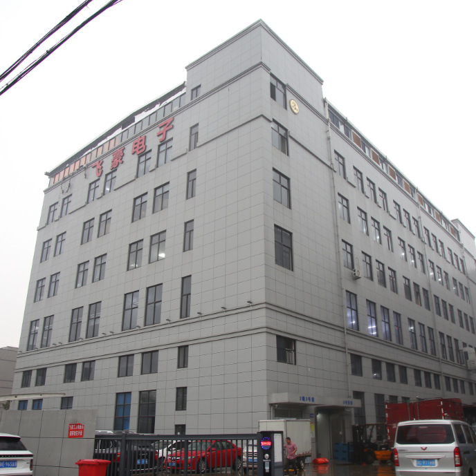 跨境新款小蛮腰五孔喷雾风扇加湿制冷喷雾扇小空调迷你电风扇夜灯