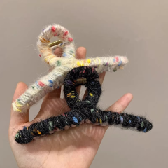 可爱手工缠绕彩色毛线大抓夹韩国新款秋冬小香风后脑勺发抓鲨鱼夹