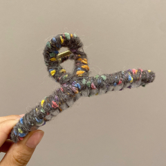 可爱手工缠绕彩色毛线大抓夹韩国新款秋冬小香风后脑勺发抓鲨鱼夹