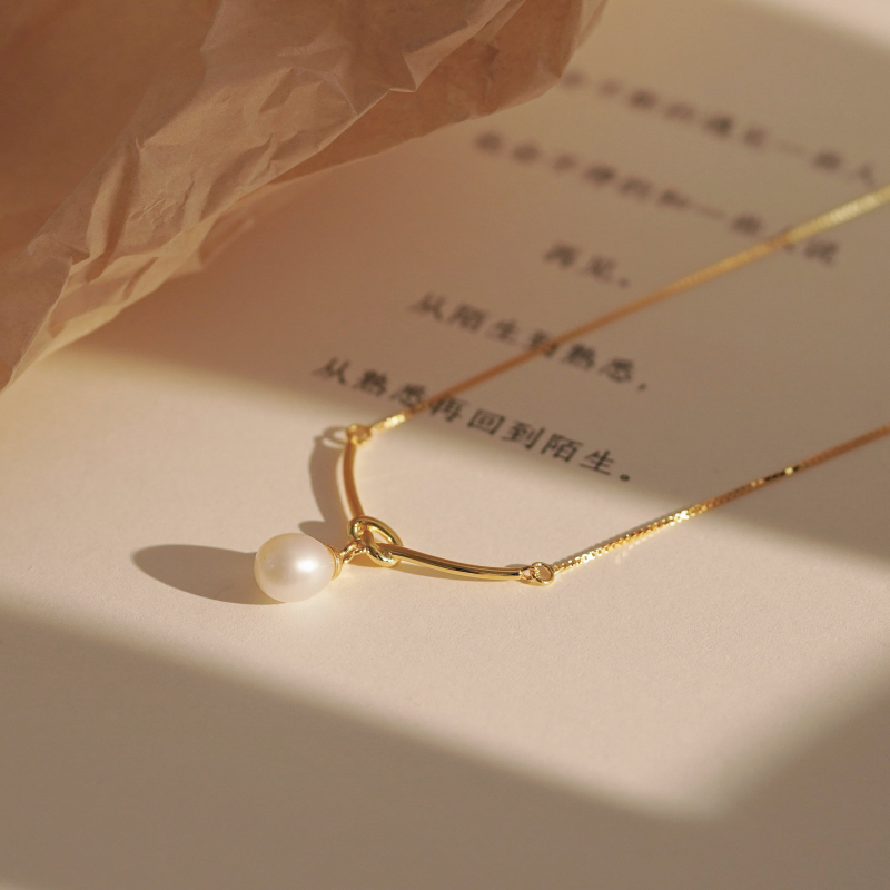 新款925纯银淡水珍珠绳结项链女夏简约高级感锁骨链小众设计