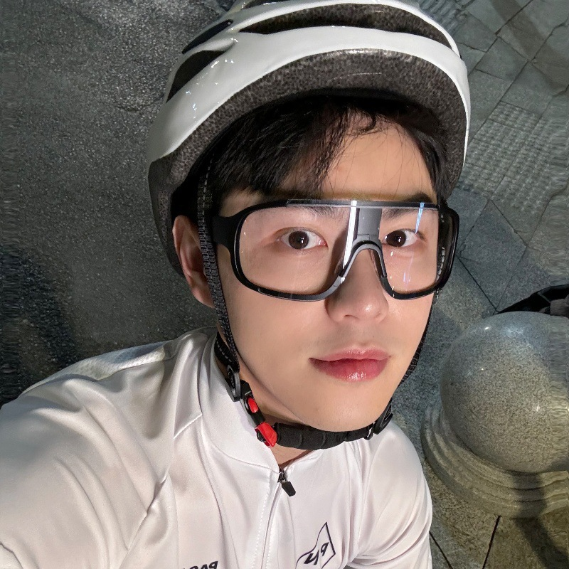 欧美户外运动骑行银色眼镜登山夜骑太阳镜连体护目防风镜墨镜男女