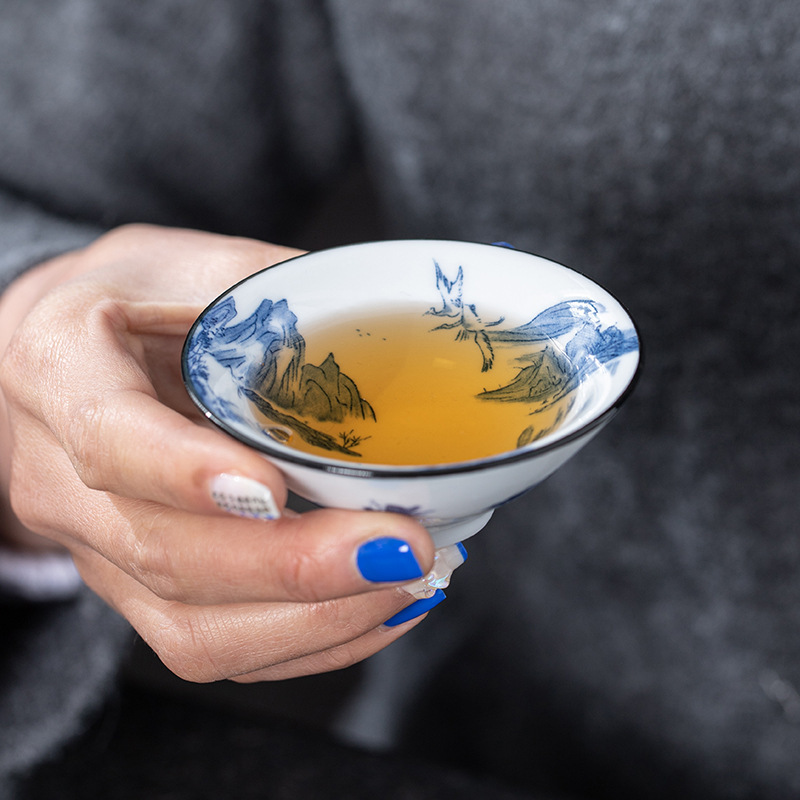 日式青花斗笠杯厂家直销德化白瓷小号品茗杯高脚茶碗复古风山水杯