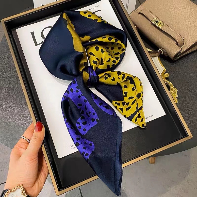 100% Real Mulberry Silk Scarf with Leopard Pattern Print – Headscarf, Hair Wrap, Neck Scarf, Neckerchief