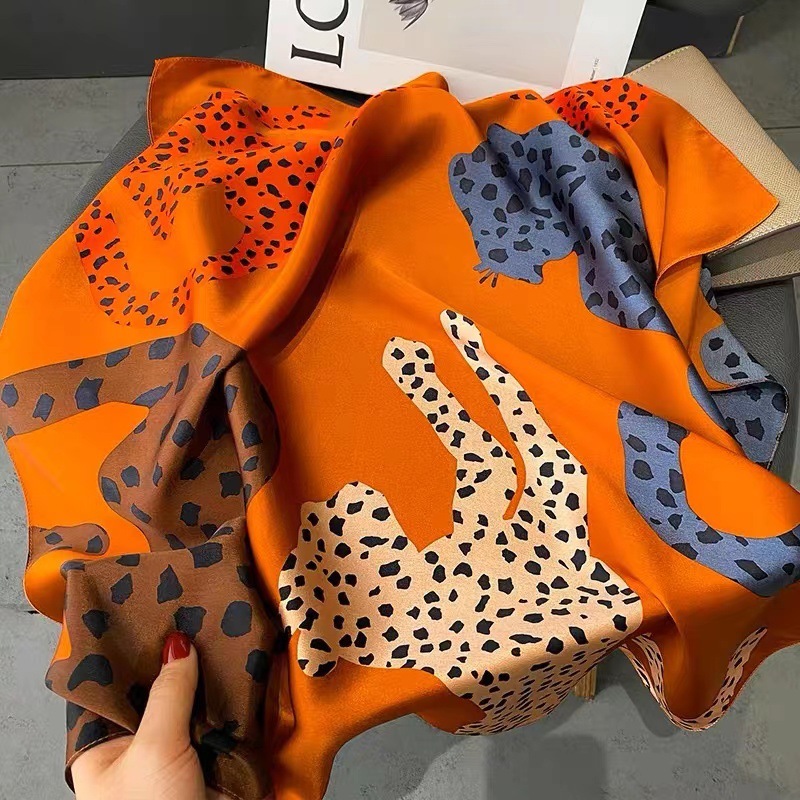 100% Real Mulberry Silk Scarf with Leopard Pattern Print – Headscarf, Hair Wrap, Neck Scarf, Neckerchief