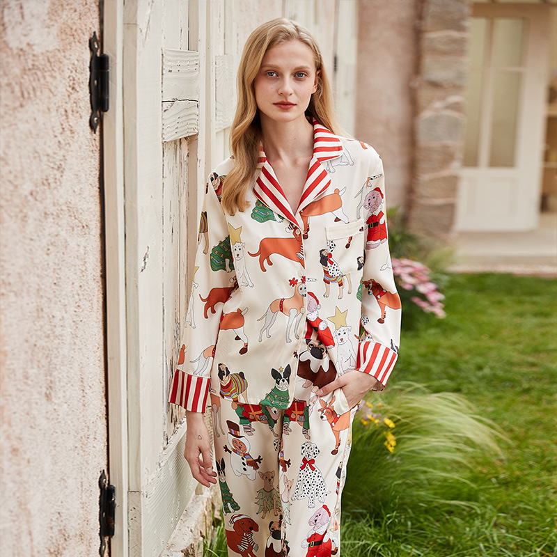 Ins-style niche design ice silk pajamas for women, long-sleeve spring and autumn loungewear set, can be worn outside