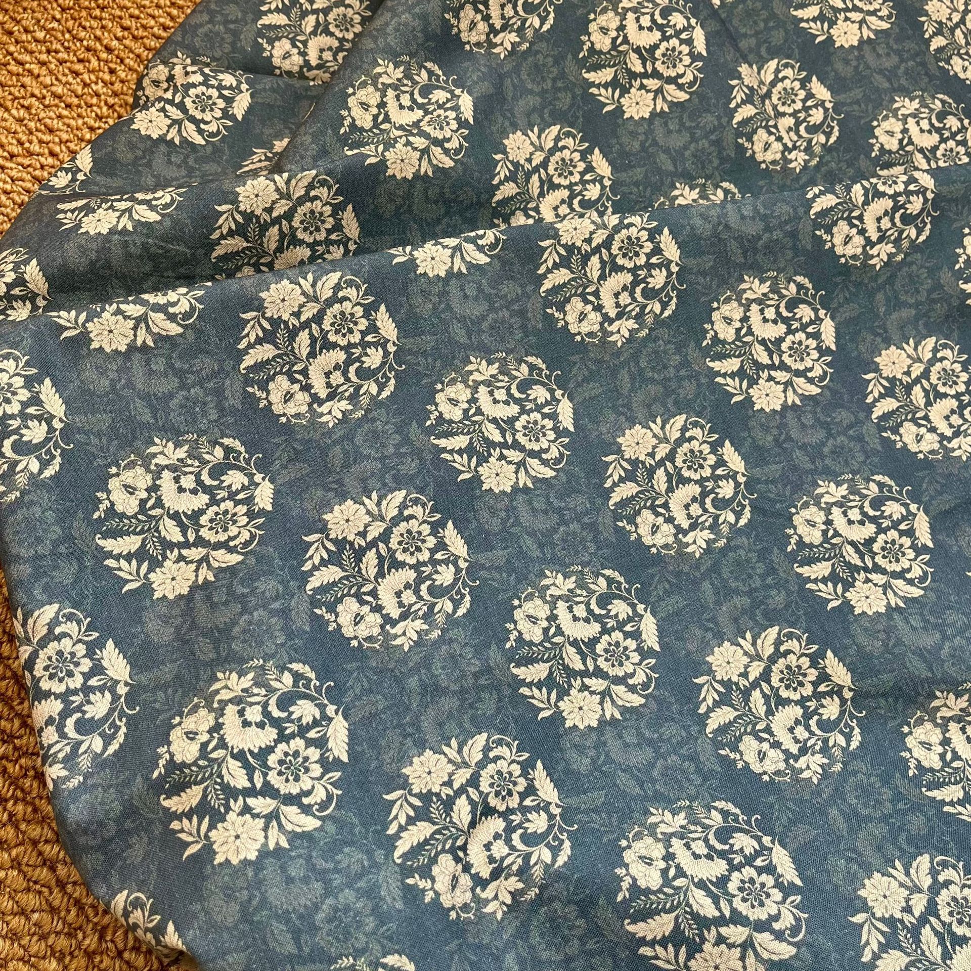 Retro Floral Cotton Fabric-100% Cotton Quilting Fabric Sewing Craft Fabric By Meter