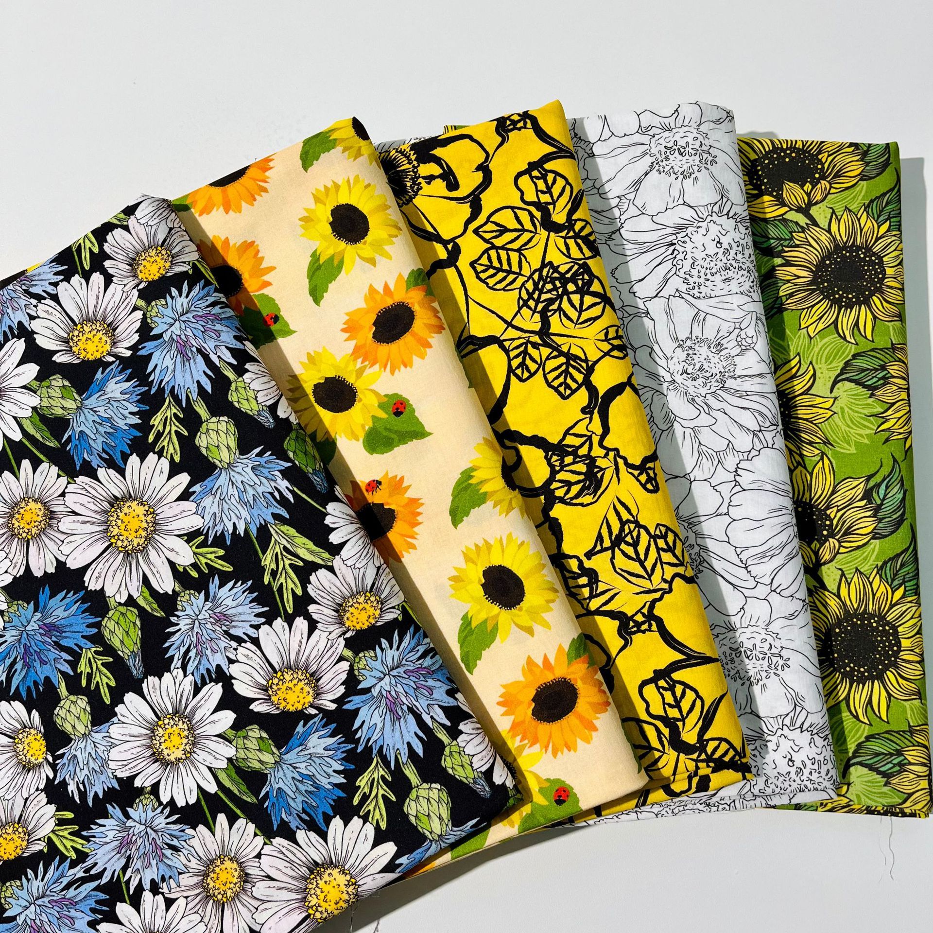 Liberty Floral Daisy Stripe Cotton Fabric-100% Cotton Quilting Fabric Sewing Craft Fabric By Meter