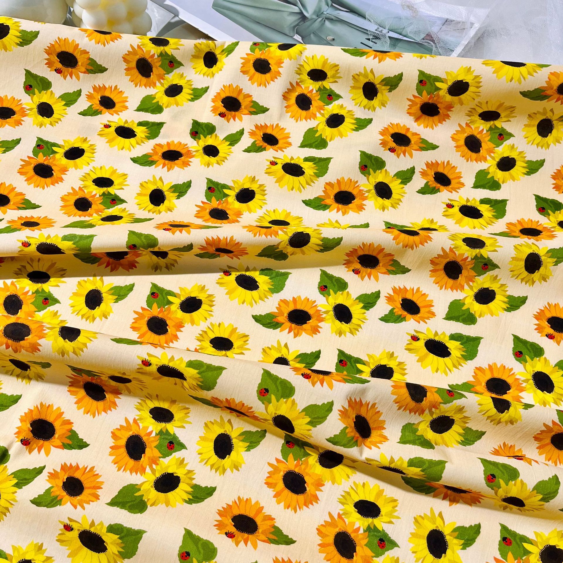 Liberty Floral Daisy Stripe Cotton Fabric-100% Cotton Quilting Fabric Sewing Craft Fabric By Meter