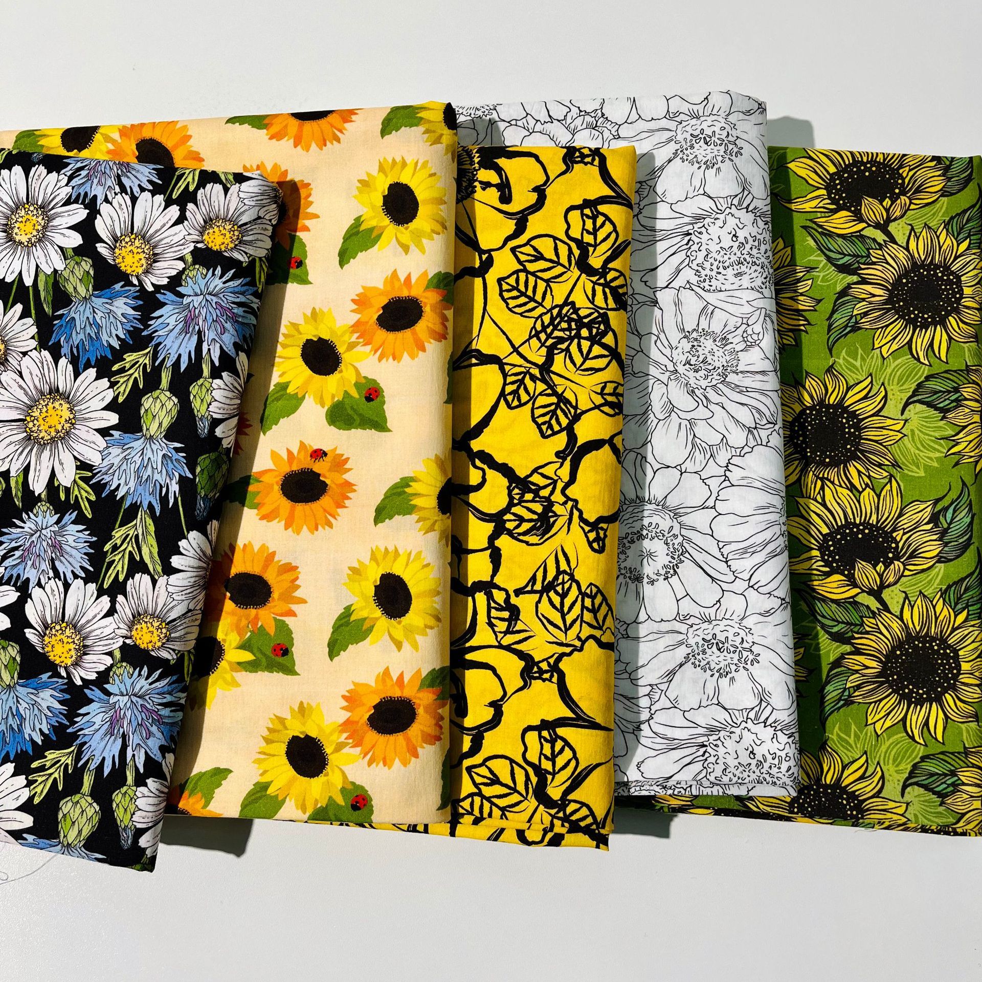 Liberty Floral Daisy Stripe Cotton Fabric-100% Cotton Quilting Fabric Sewing Craft Fabric By Meter