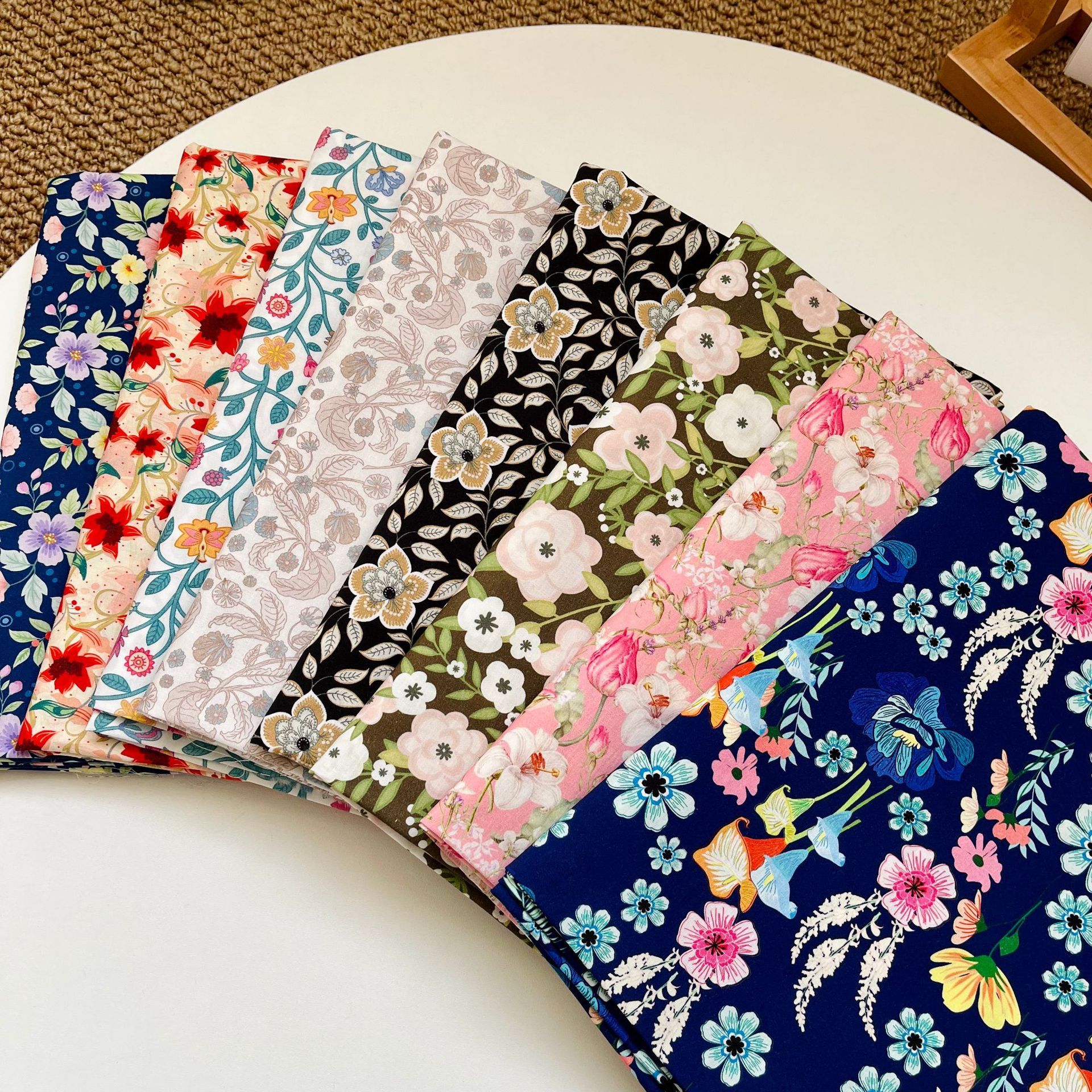 全棉60支府绸数码印花面料 小碎花 箱包旗袍连衣裙家居服服装面料